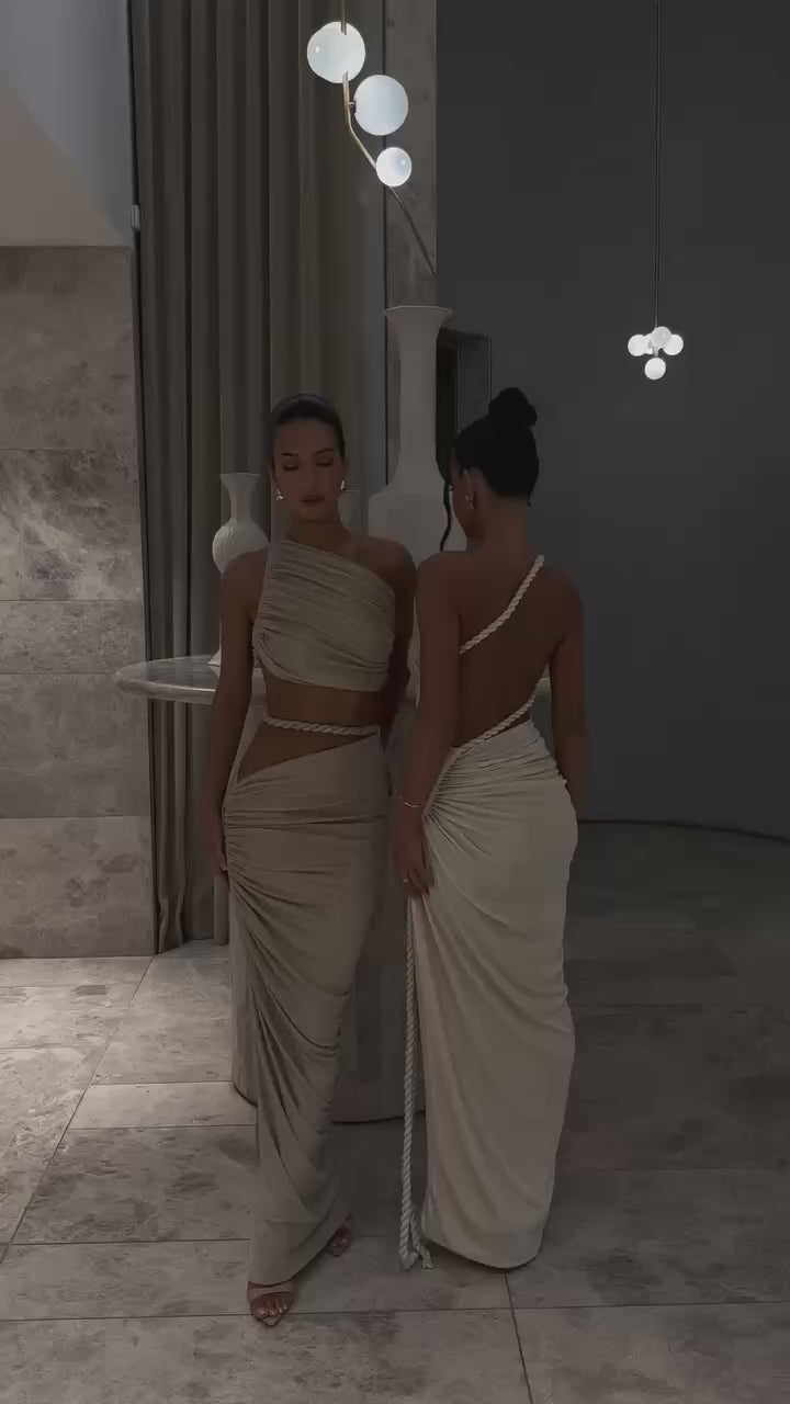 Abito DEA